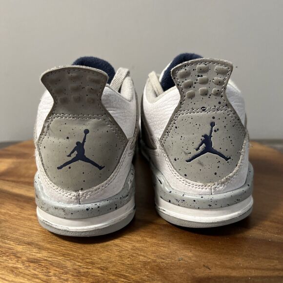 Nike Youth Size 1 Y Air Jordan 4 Retro Midnight Navy White Shoes BQ7669-140 - Picture 4 of 8